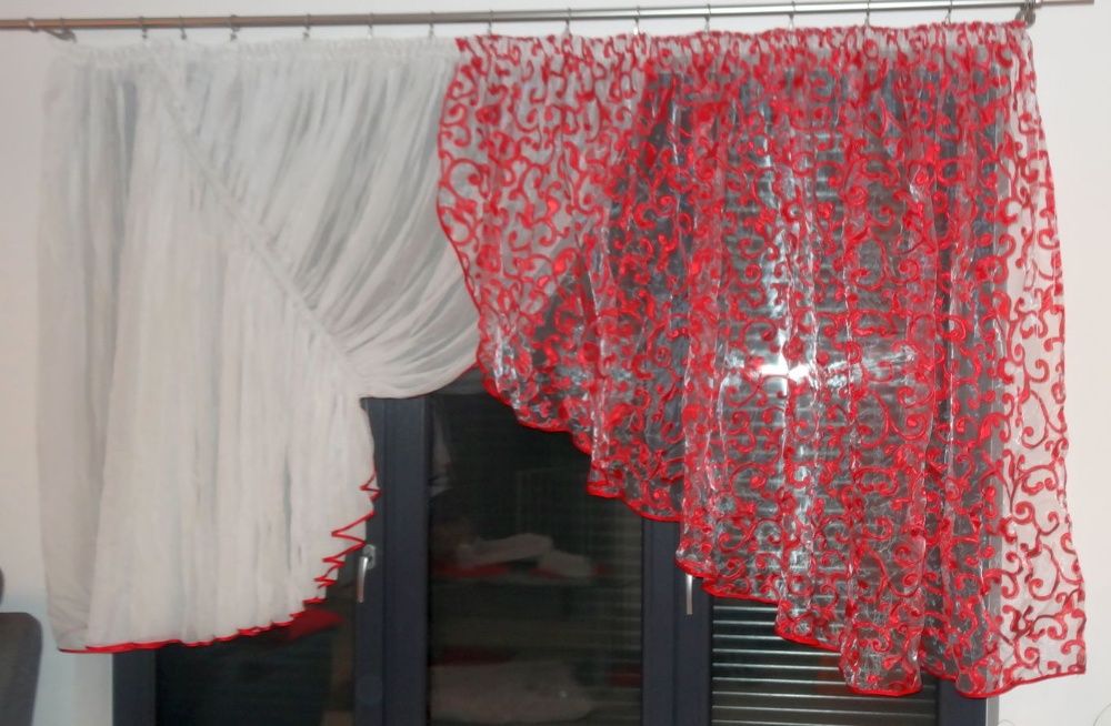 NOWA firana 250-300 na 150 plus balkon 90-100 na 245