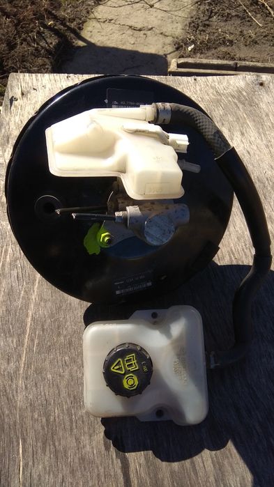 Главный тормозной цилиндр Мазда 5