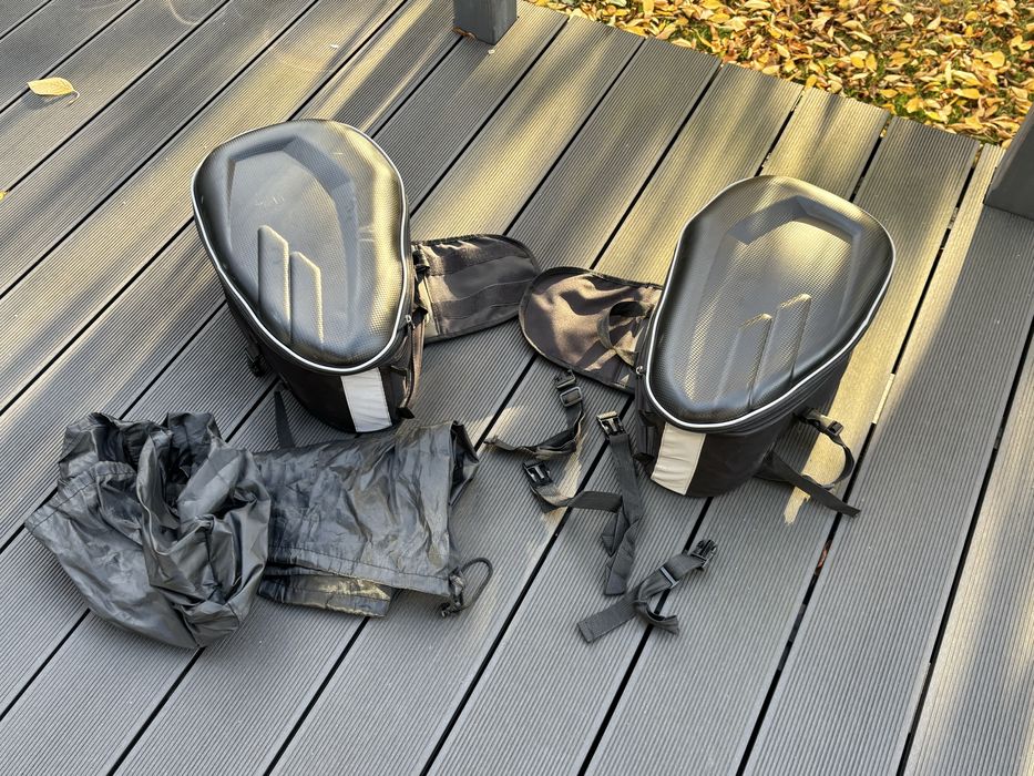 Kufry motocyklowe, sakwy