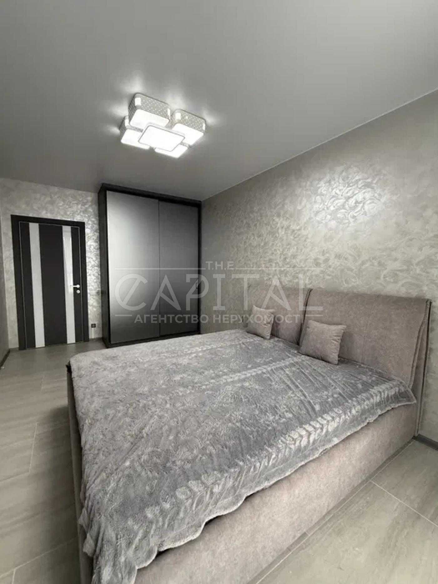 Перша здача 3-х кімнатна квартира, пр-т Степана Бандери, 32д