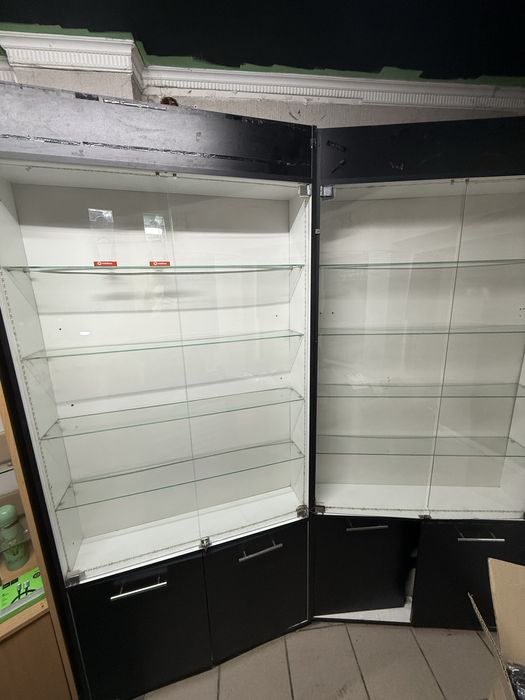 Витрина , шкафы