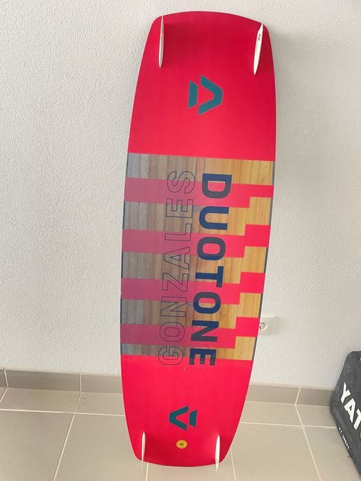 Kitesurf crazyfly duotone barra prancha