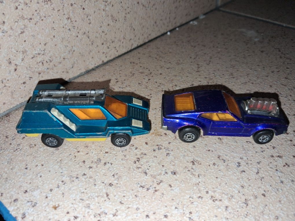 2 miniaturas Matchbox