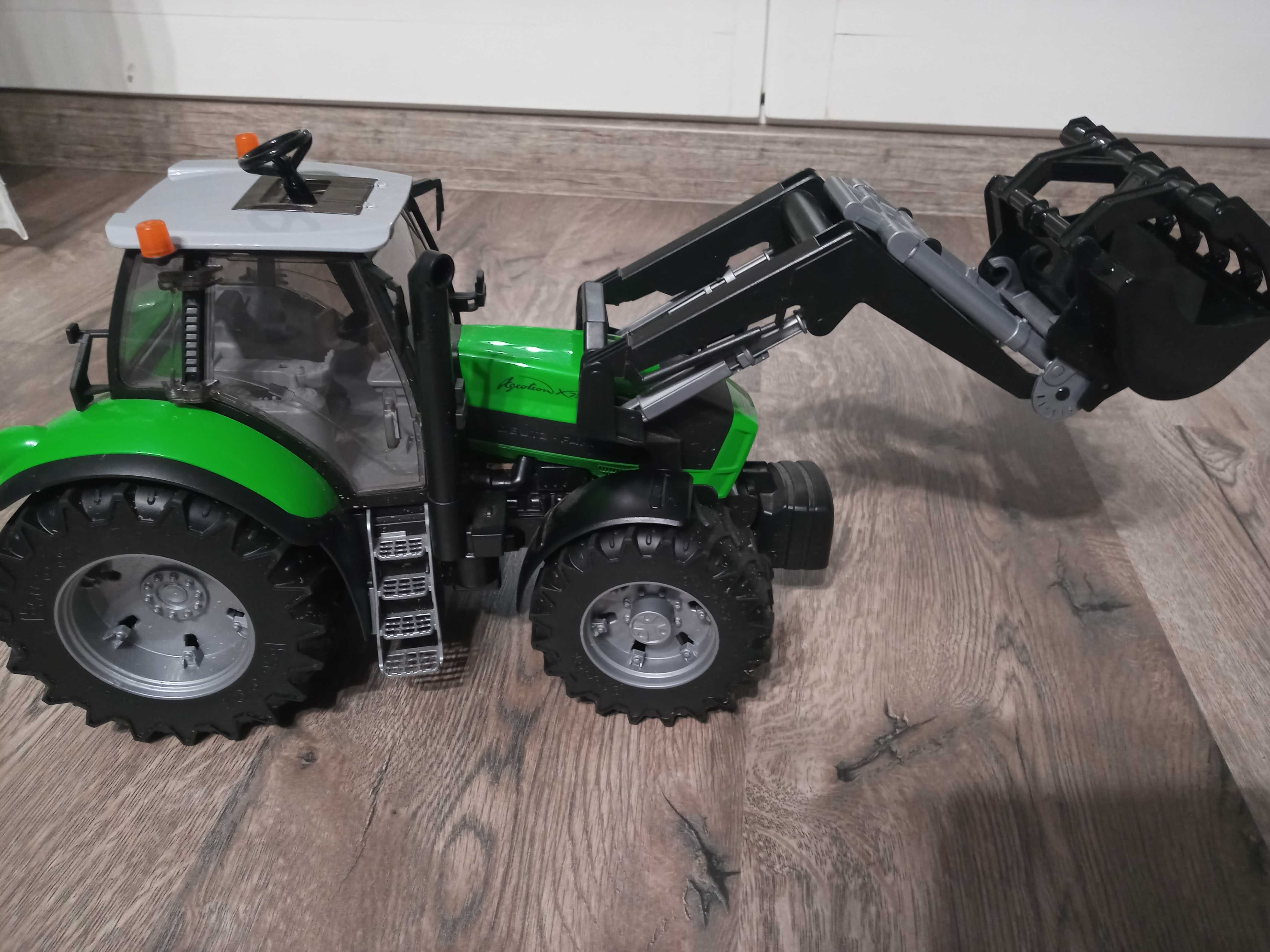 BRUDER ciągnik deutz agrotron x720