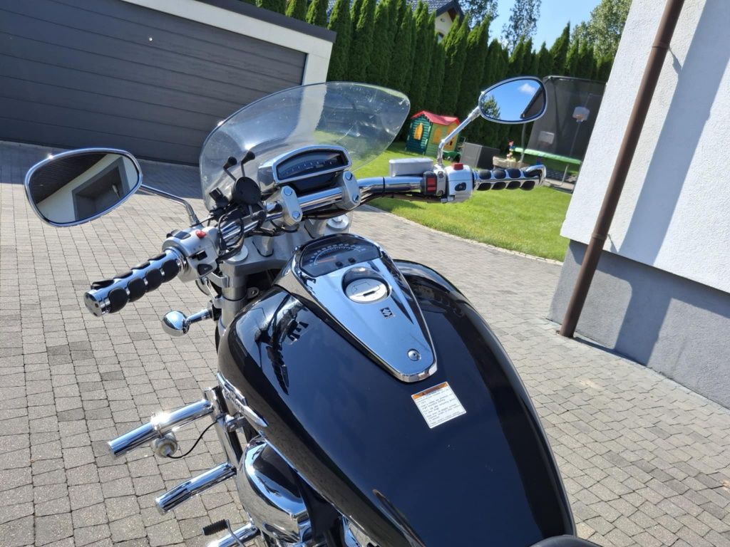 Suzuki Intruder 1800