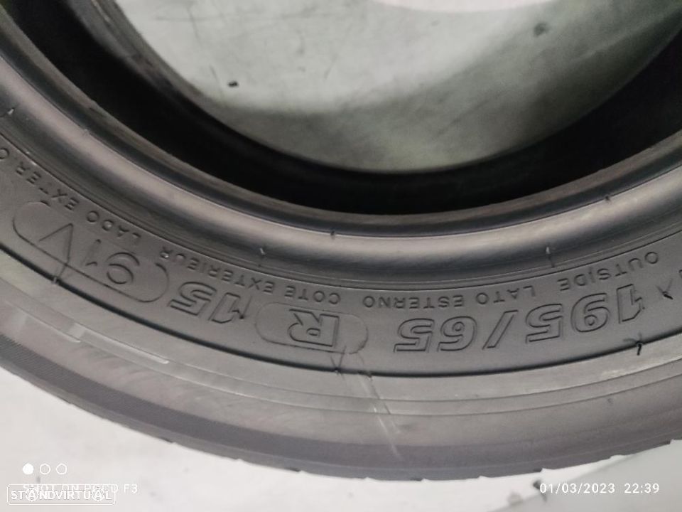 2 pneus semi novos 195-65r15 michelin - oferta dos portes 85 EUROS