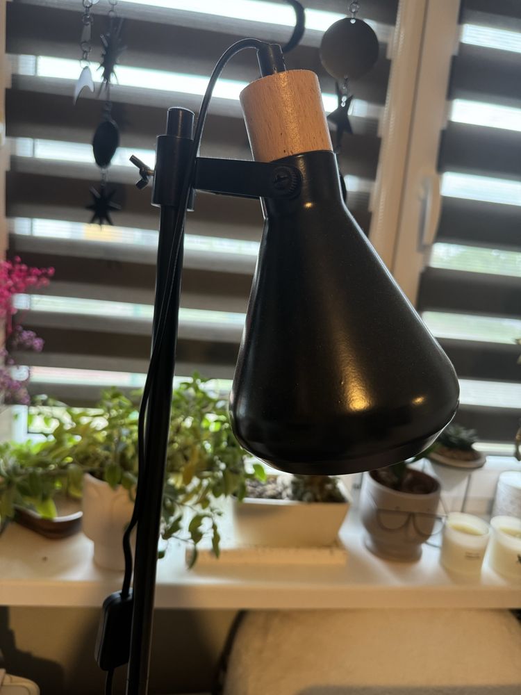 Lampa podłogowa CORTODI, 156 cm czarna drewniana biedronka home loft