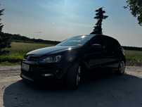 Volkswagen Polo 1.6 R-LINE