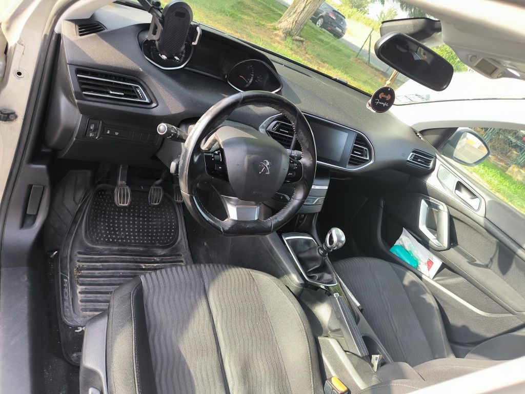 Peugeot 308 SW BLUEHDI 1.6 120 Cv
