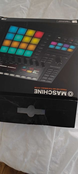 Native Instrument Maschine MK3