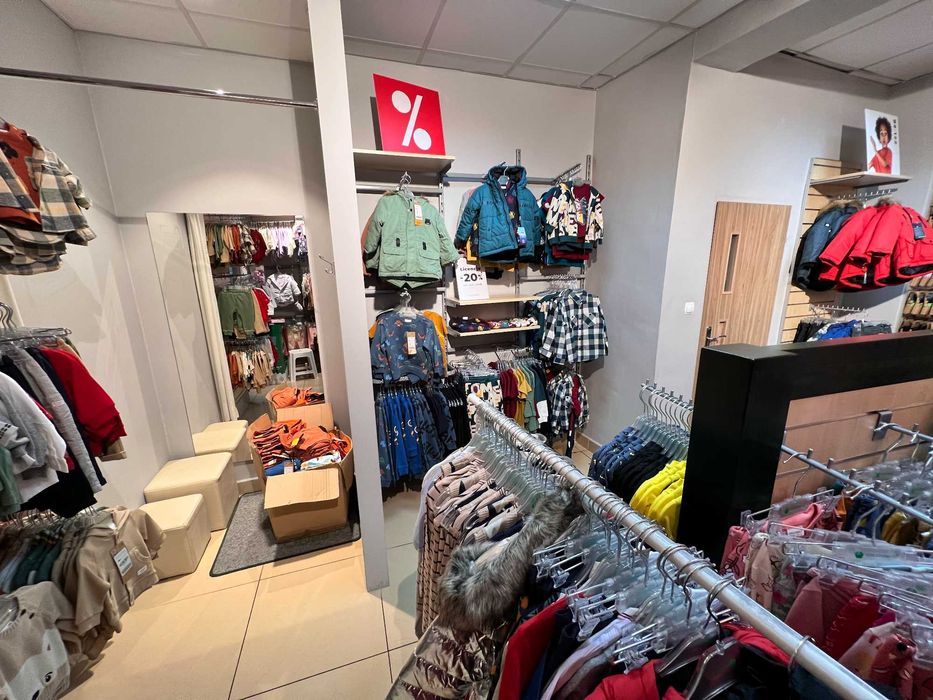 Wynajmę Lokal użytkowy/handlowy przy ul. Piastowskiej 25 w Prudniku