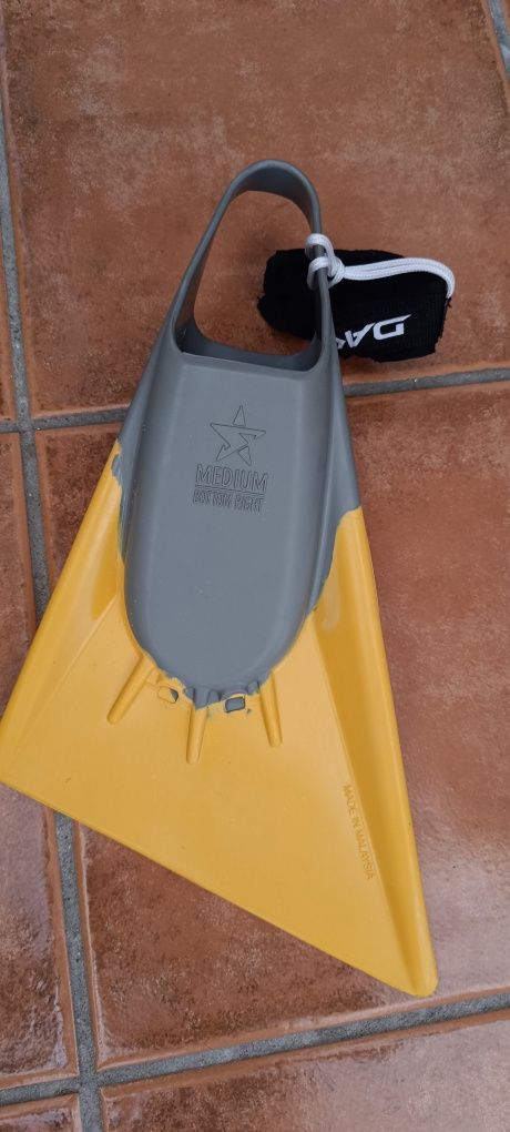 Pés de pato Stealth S2