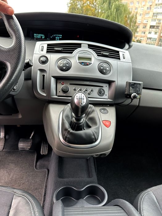 Renault scenic 2 1.6 бенз.