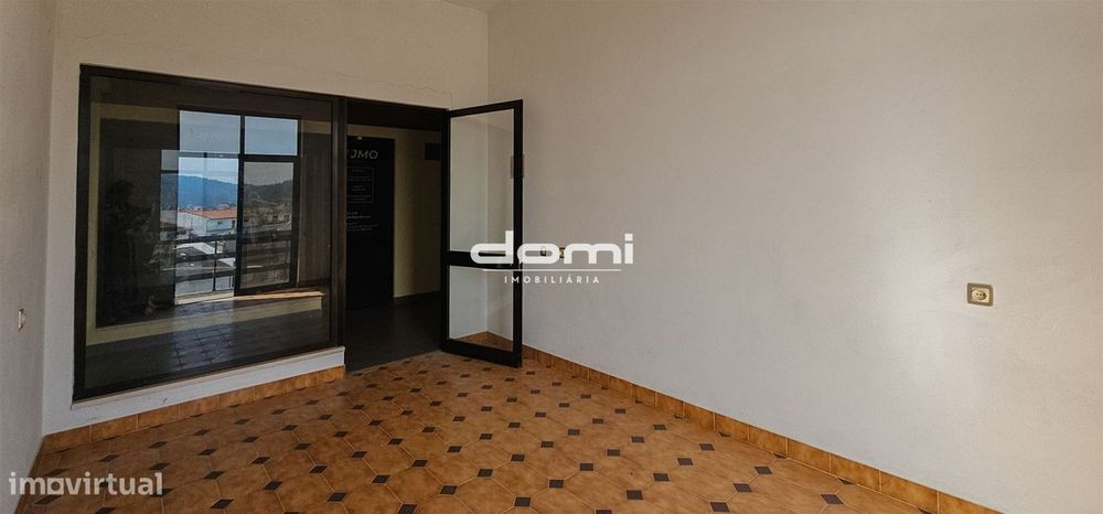 Loja no centro de São Pedro do Sul