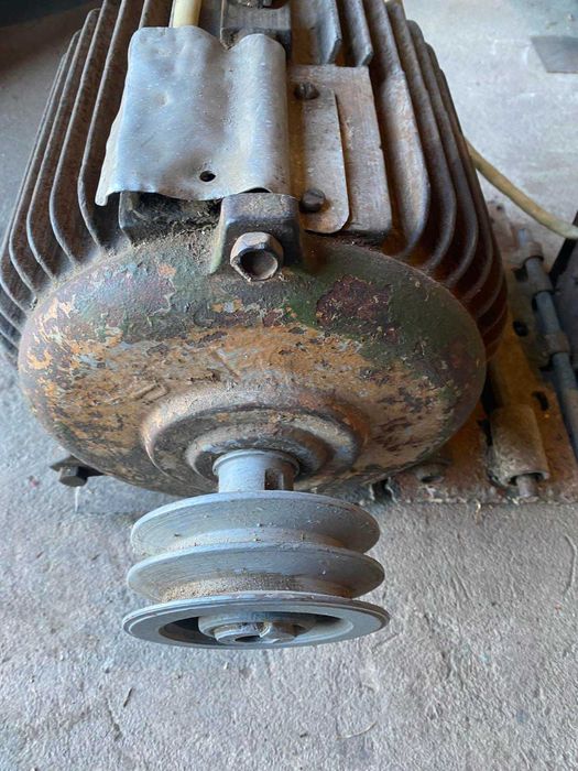 Електромотор,електродвигун однофазний.