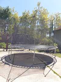 Sprzedam dużą trampoline