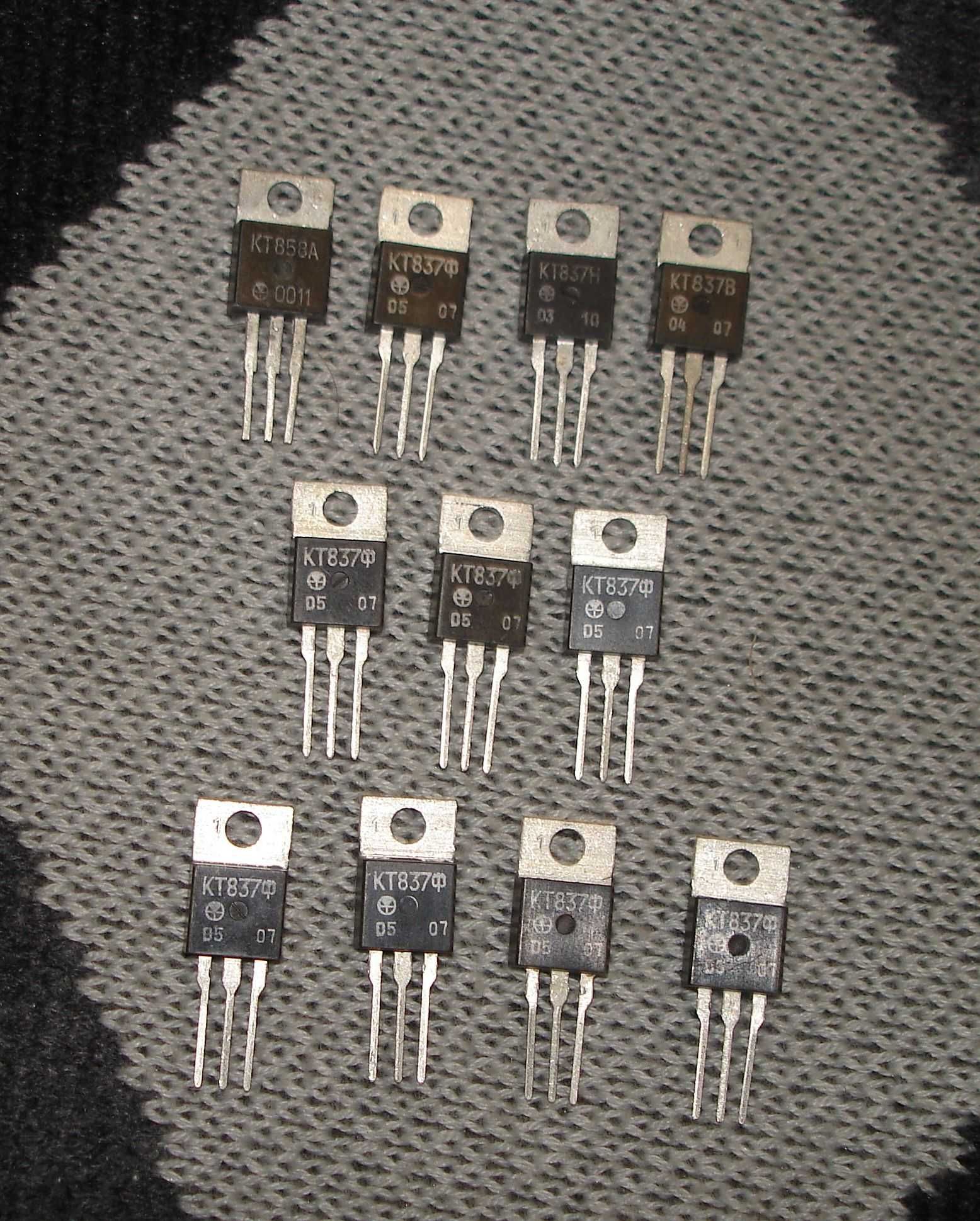 Транзистор КТ837Ф, Транзистор КТ502Е