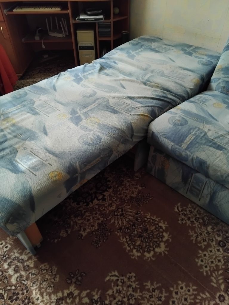 Крісла розкладні 2 штуки