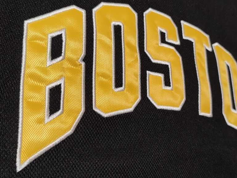 koszulka BOSTON 18 GILMORE r. L klatka 120 122 - 124 - 126 128 j. NOWA