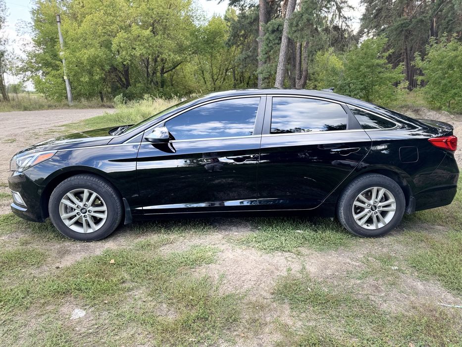 Продам авто Hyundai Sonata.