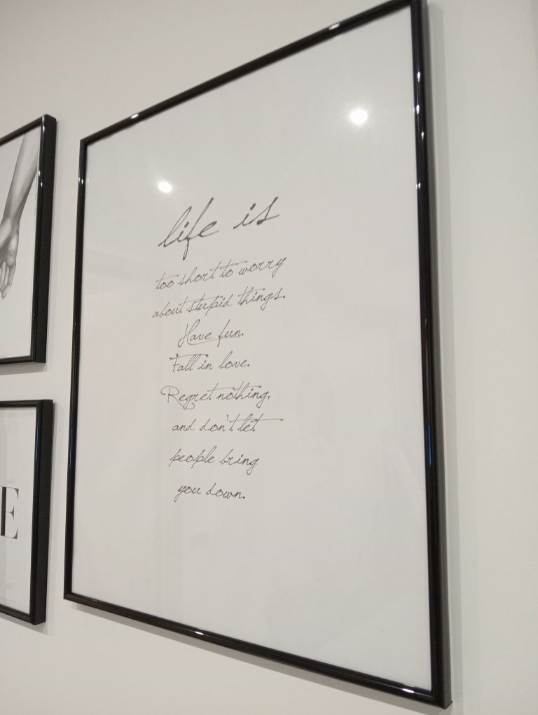 Conjunto de quadros com posters