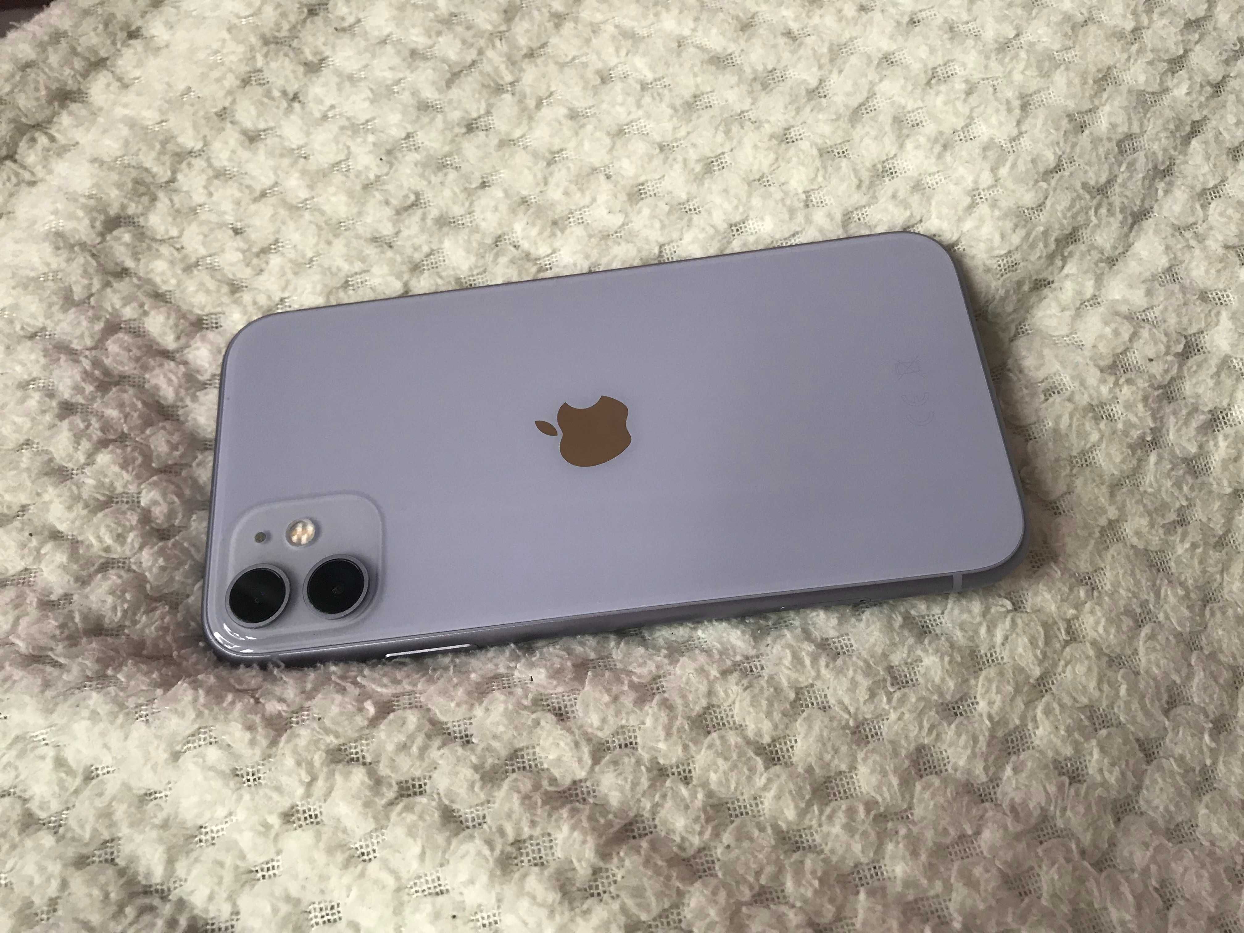 IPhone 11 fioletowy 64 GB