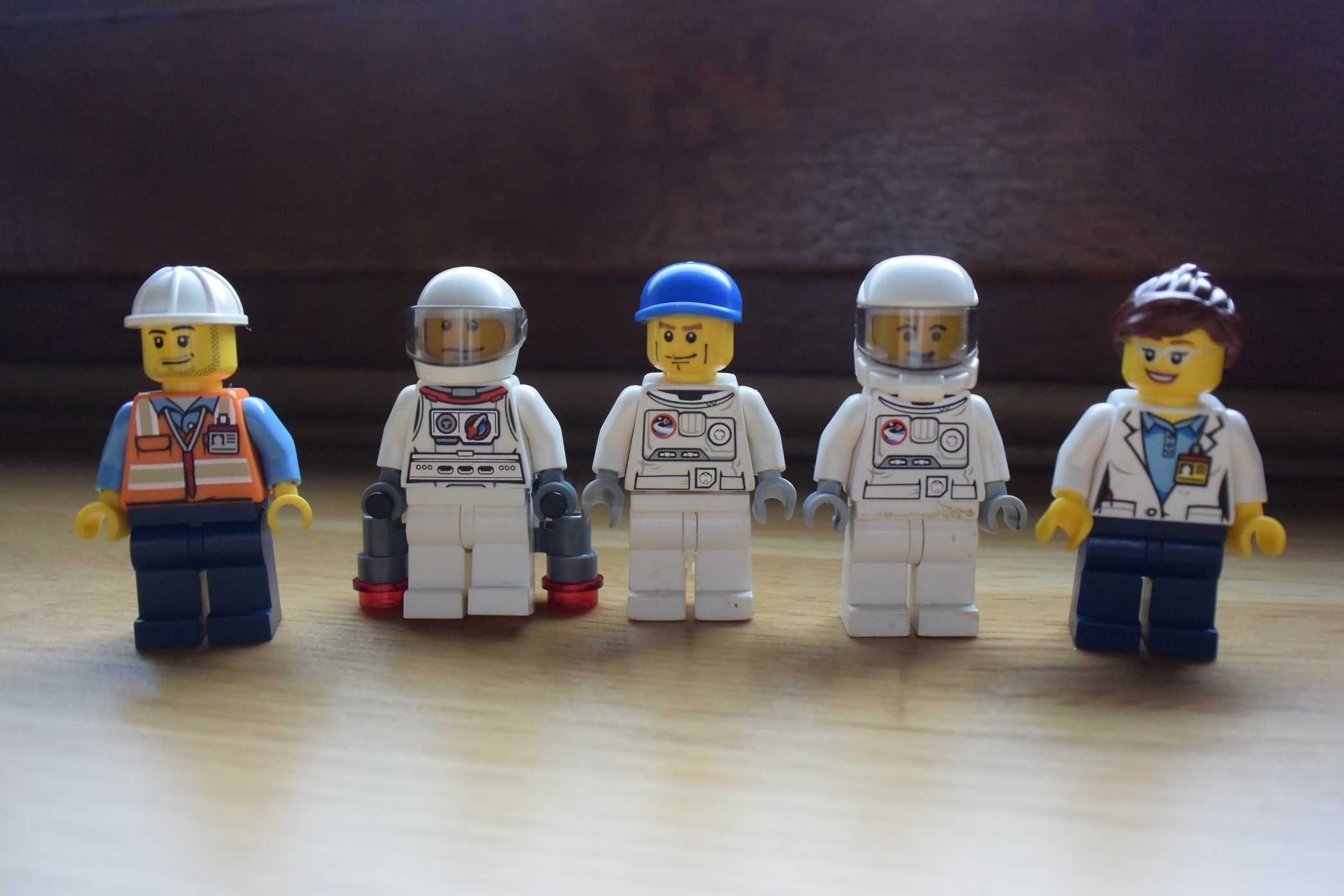 LEGO Space Kosmos Port Oryginalna Figurka Minifigures Unikat Łódź