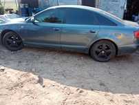 Audi a6 c6 maska  lz7r