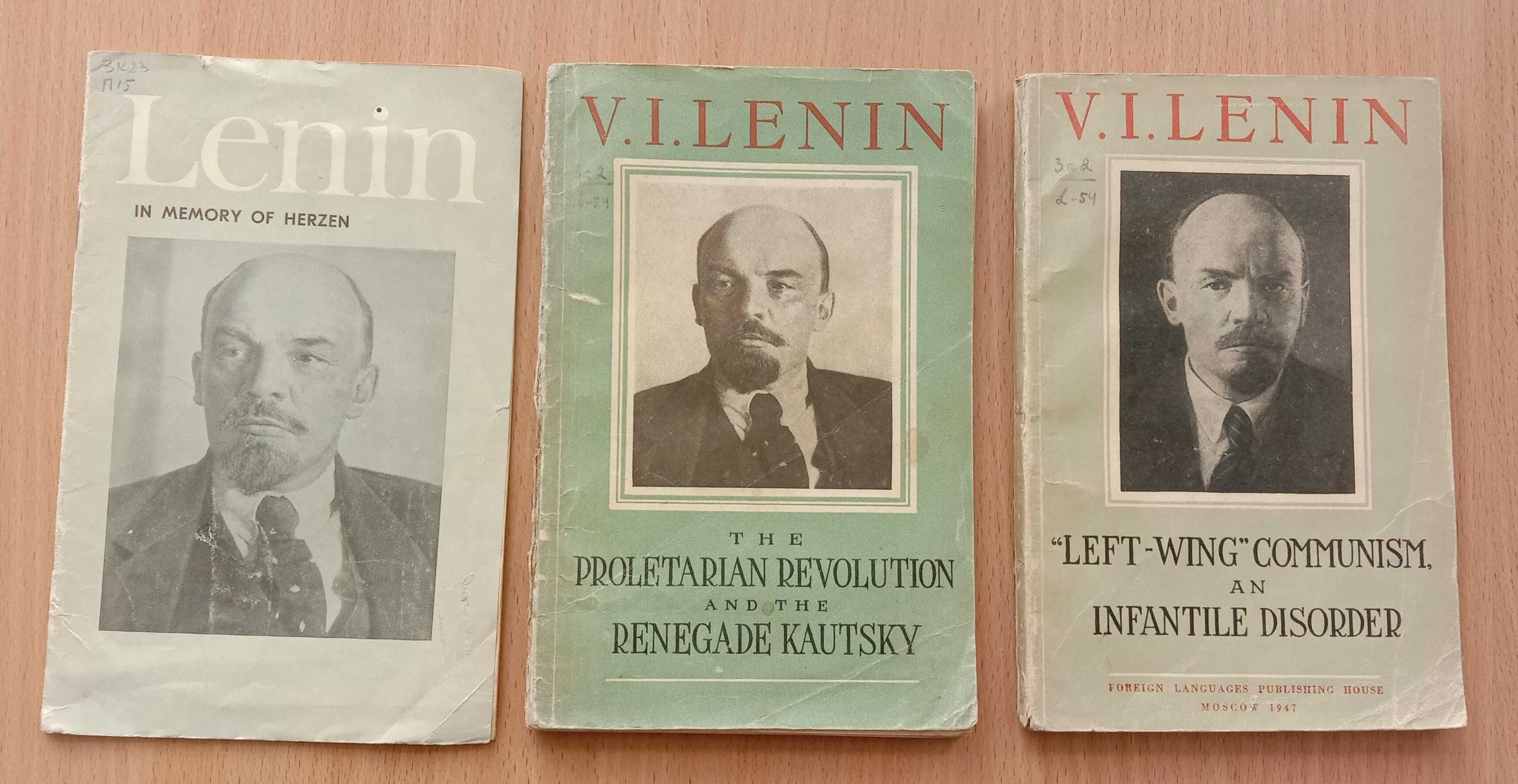Книги В. И. Ленин-V. I. Lenin на английском языке. 1947 год 3 шт.