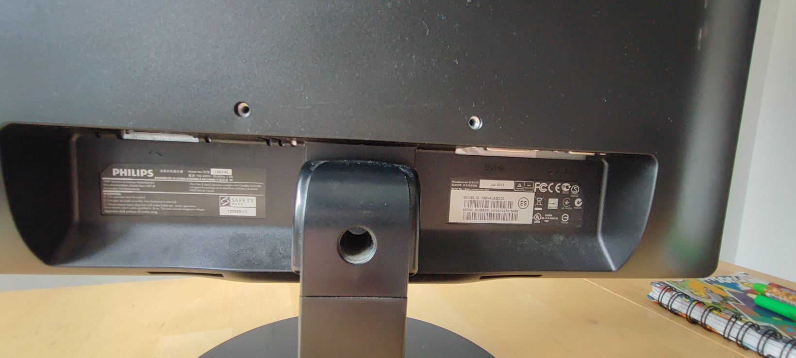 Monitor Philips 196v LED 18,5 1366x768 px