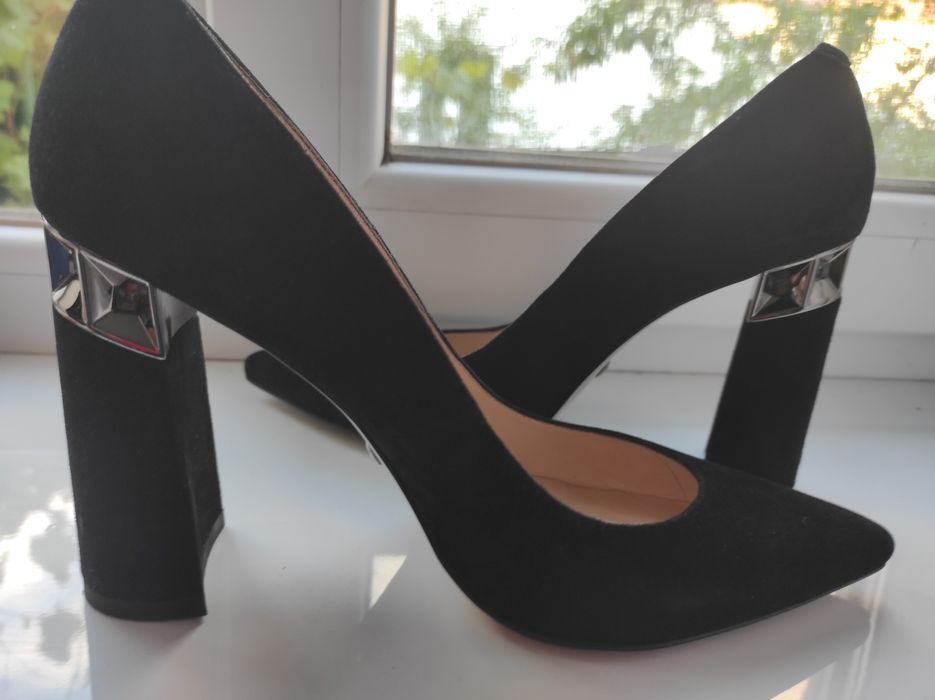 Туфельки vitto rossi 39 НОВІ