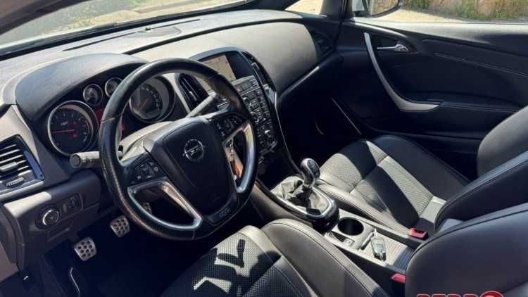 OPEL ASTRA OPC!!