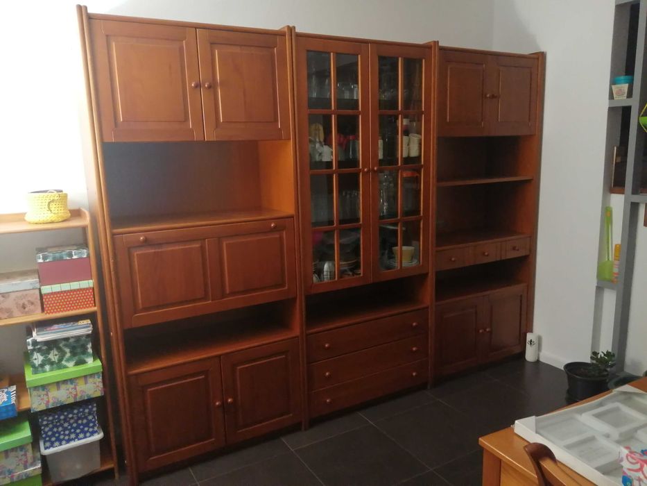 Móvel de Sala composto por três módulos