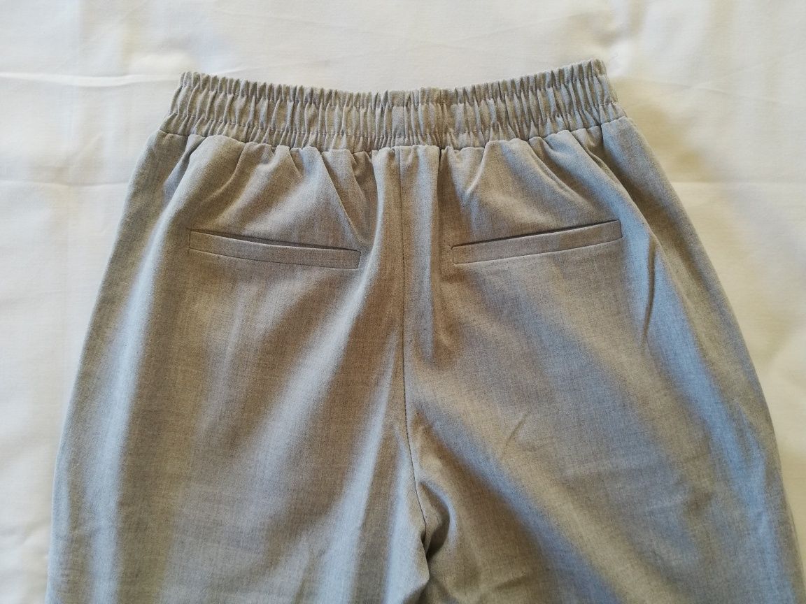 Calças cinza Bershka