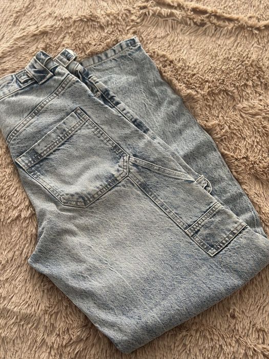 Джинси BERSHKA 36р