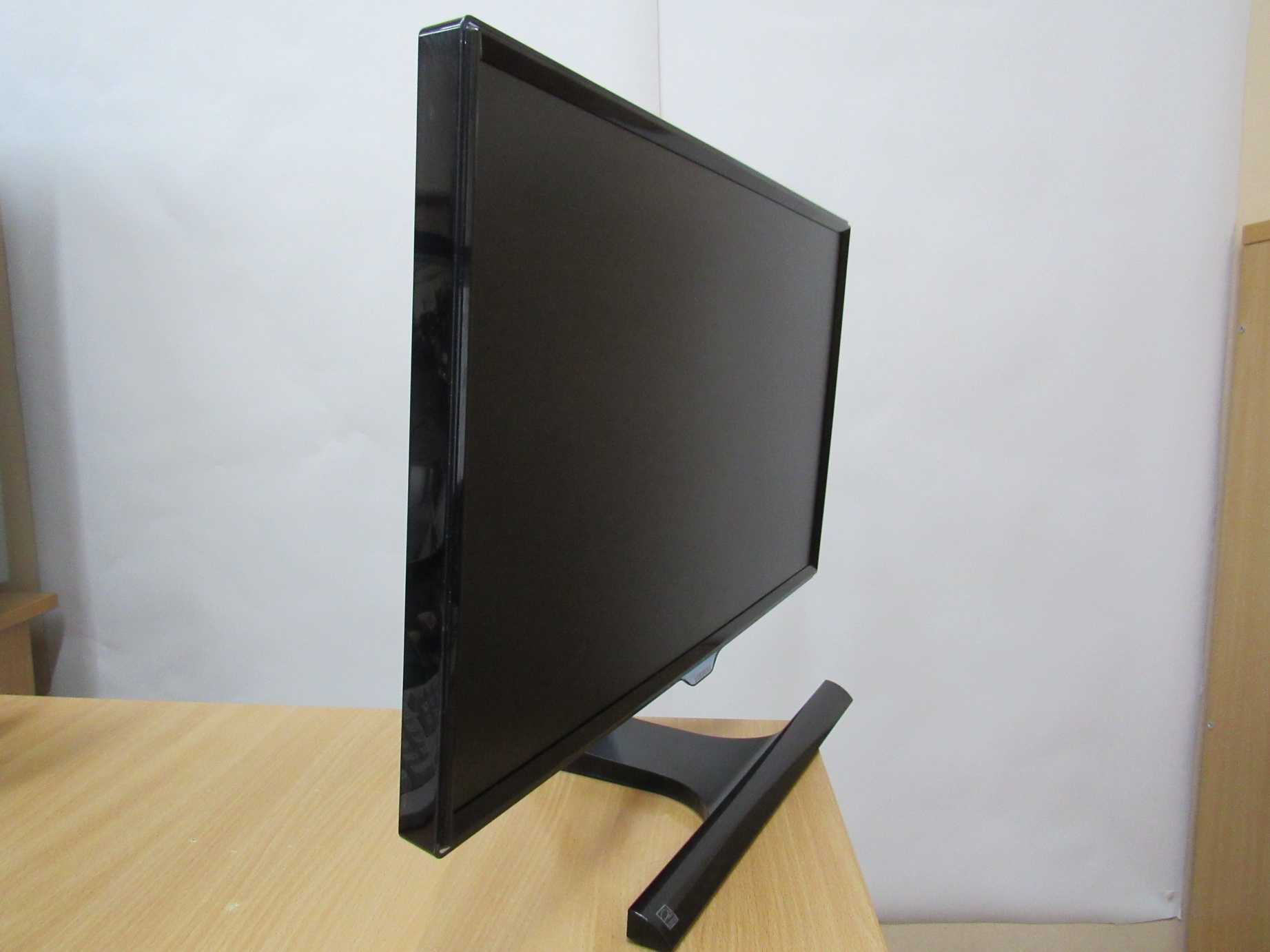 24" PLS монітор Samsung S24E390H(Full HD, HDMI, VGA)