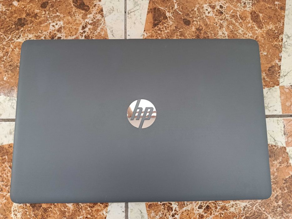 HP 15.6 IPS FULL HD (i3-7020u+Nvidia MX110+8gb+ssd256gb)