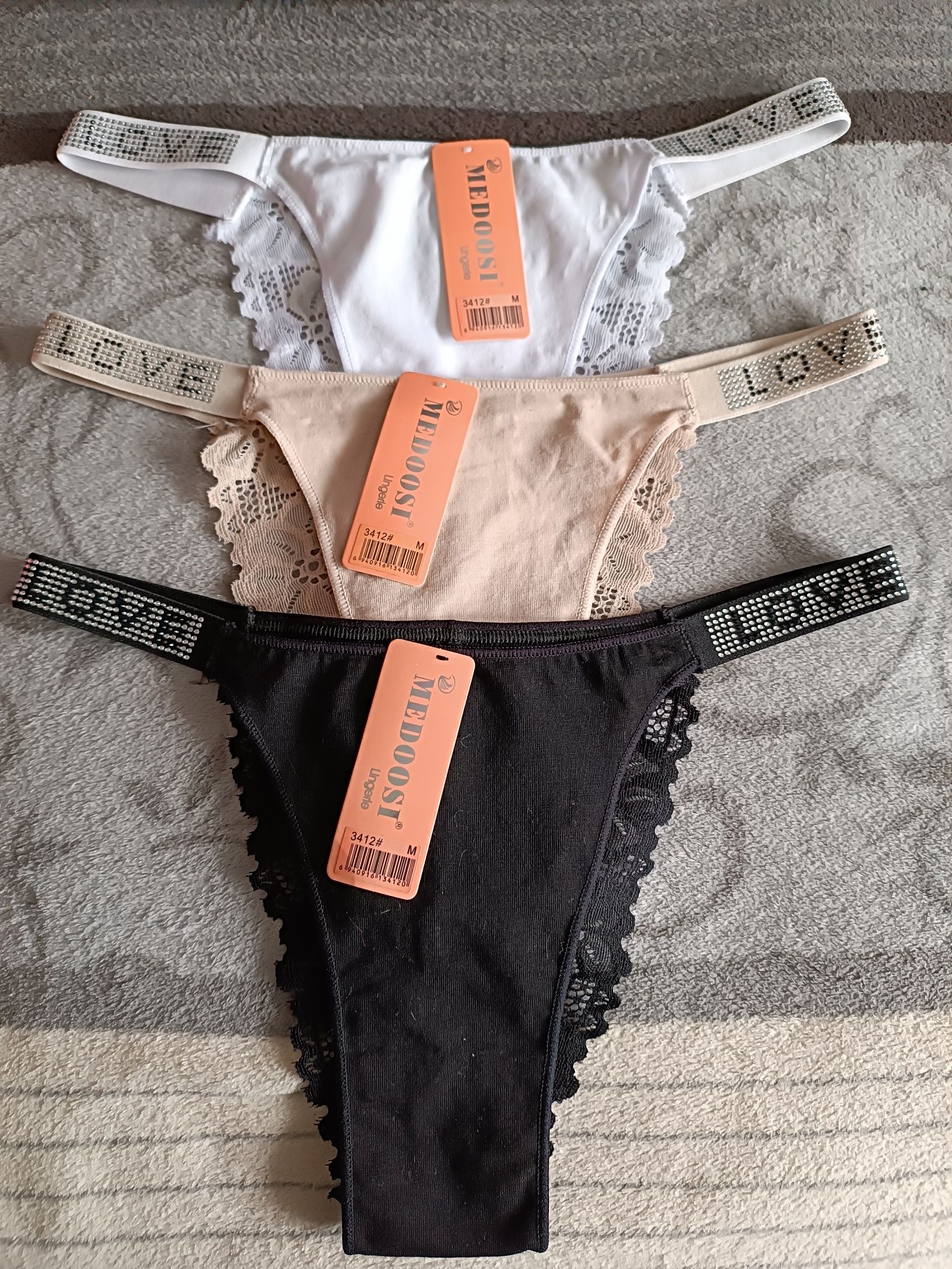 Majtki damskie STRINGI roz.M - NOWE