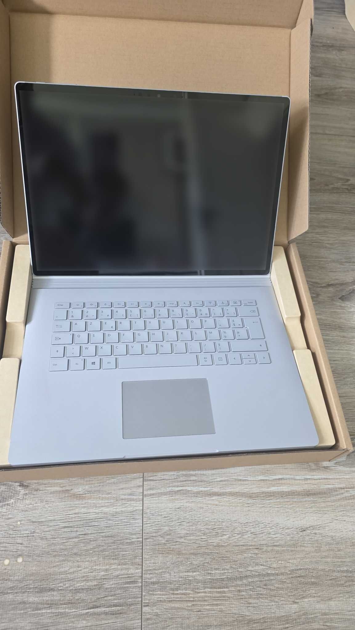 Laptop Microsoft Surface Book 3, 15, i7 32 GB, 1000 GB srebrny