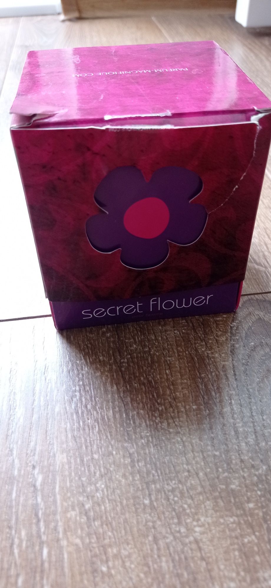 Sekret flowers perfumy 100ml