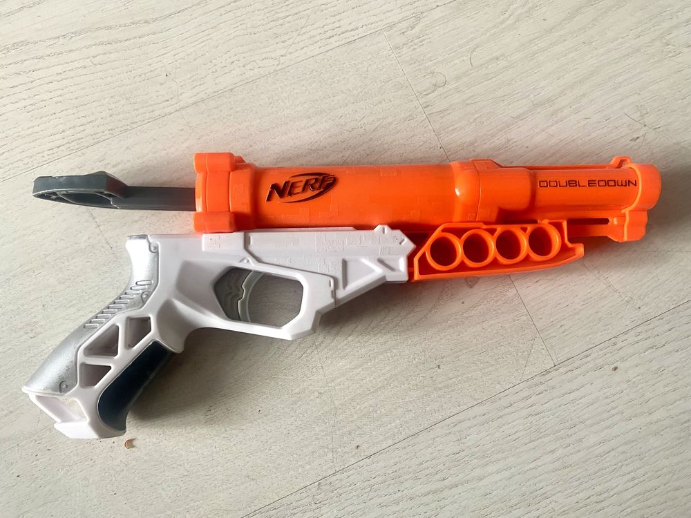 Pistolet Nerf Double Down i Jolt