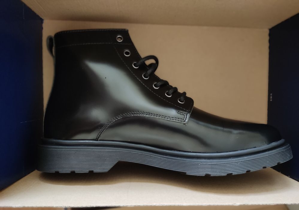 Чоловічі шкіряні черевики WALK London