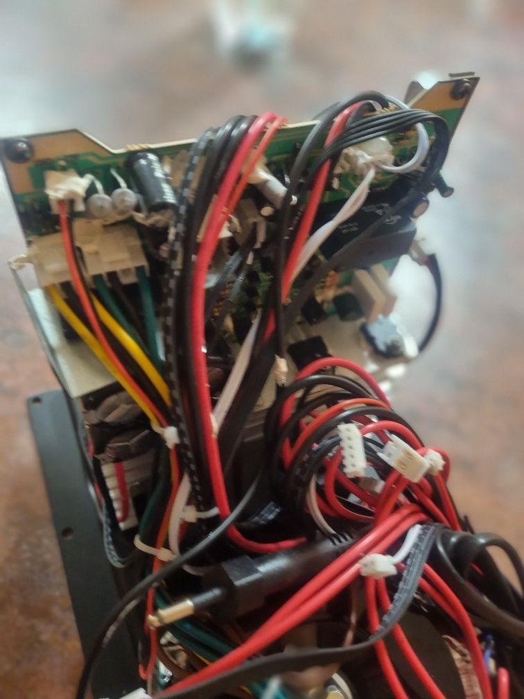 Wzmacniacz audio 120W