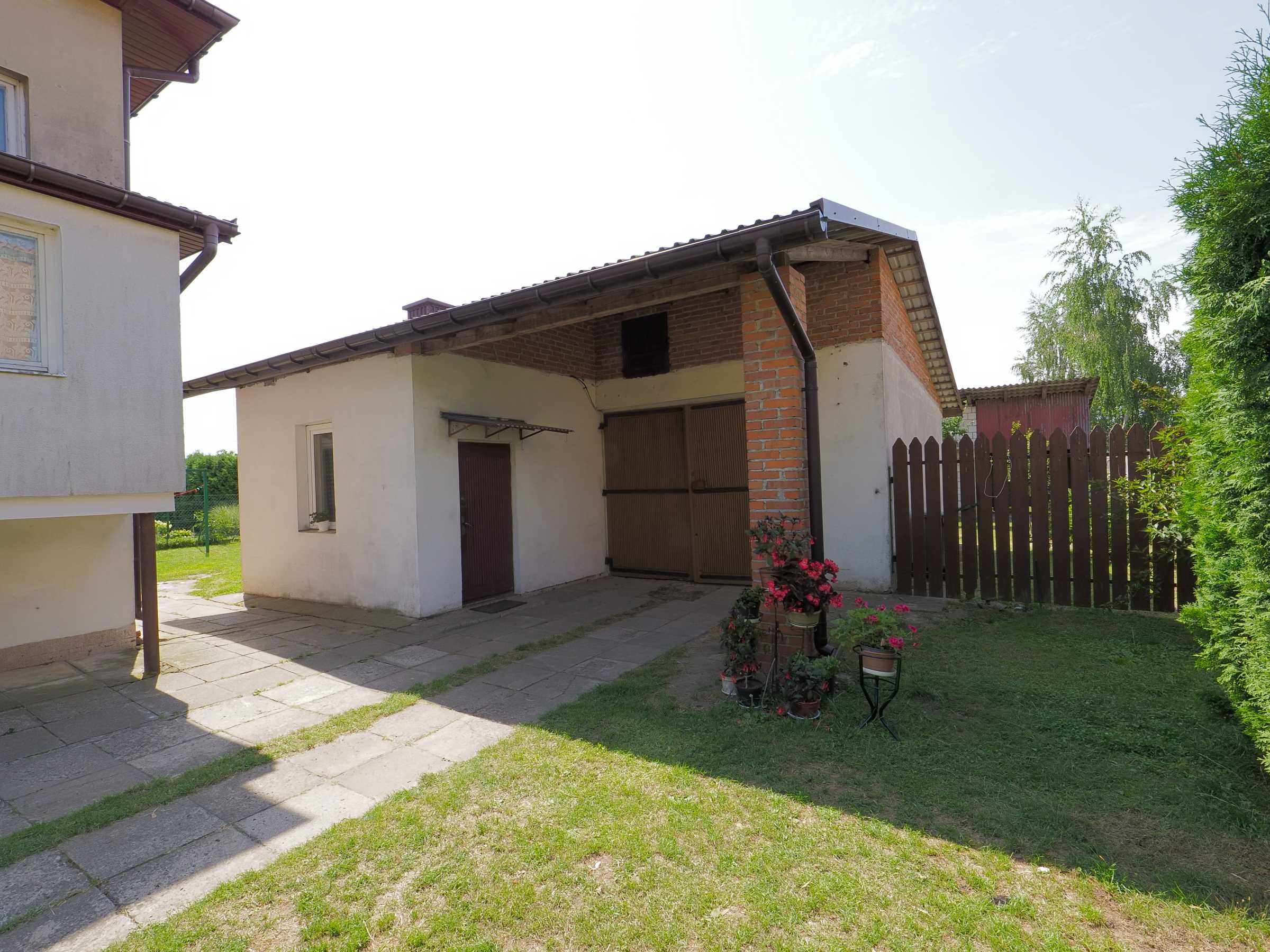 Dom Sandomierz/Kobierniki, media, działka 1330m