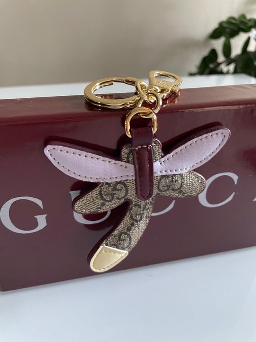 Piekny Brelok Gucci