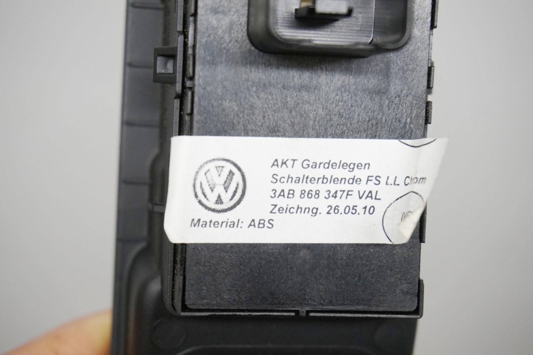 PANEL SZYB VW PASSAT B7 3AB857857A