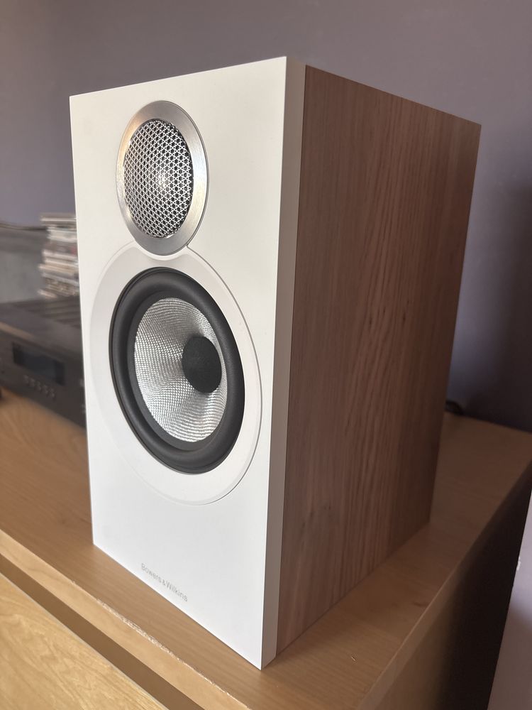 Kolumny podstawkowe bowers & wilkins 607 S3 jak nowe, gwarancja