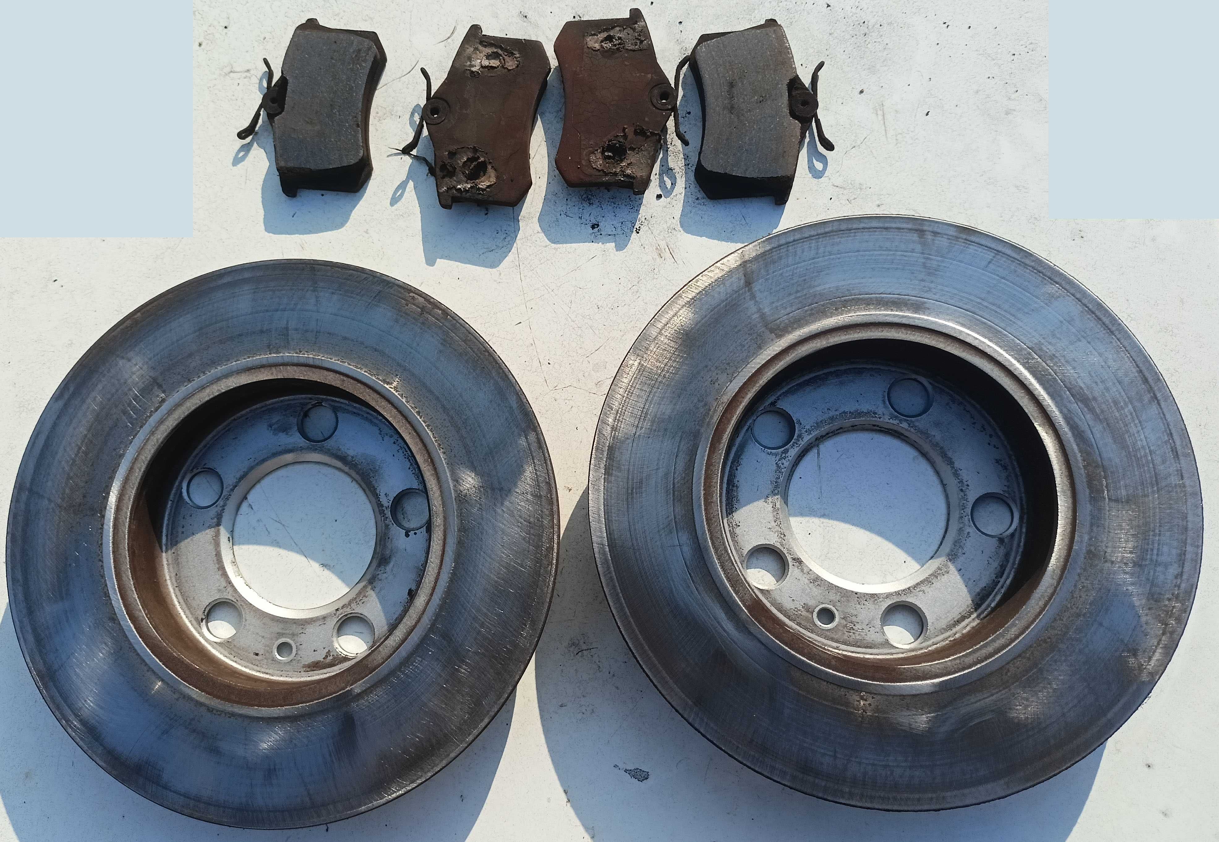 tarcze hamulcowe tylne volkswagen golf 4 klocki