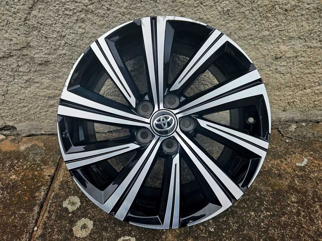 Felga 17'' 5x114,3 ET40 TOYOTA Corolla E21 LIFT MAXION10 OEM 1szt