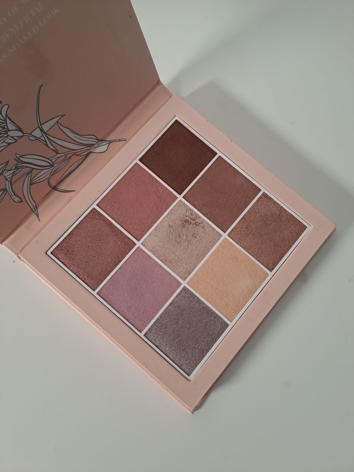 Astra Pure Beauty paleta cieni